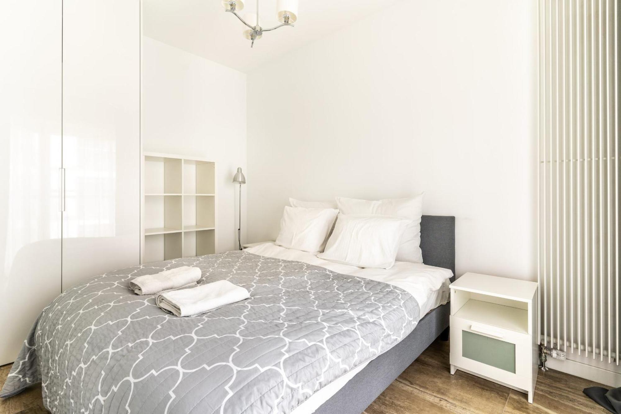 Vipwarsawapartments Diamond Mennica Residence Kültér fotó
