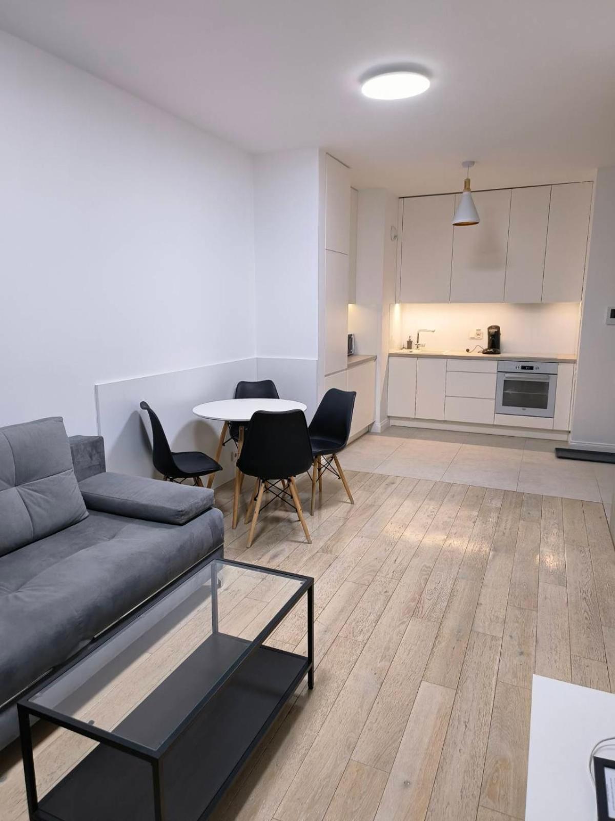 Vipwarsawapartments Diamond Mennica Residence Kültér fotó